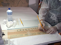 Restauro de cartaz, julho de 2013<br /><br />&nbsp;